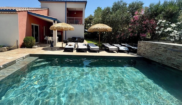 Villa PALOMA PISCINE Chauffée SPA between Narbonne and Béziers- 15 km VALRAS PLAGE