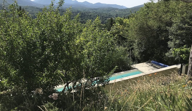 VILLA PANORAMA: Villa MIELANDRE SWIMMING POOL/PANORAMA not overlooked, 5 people