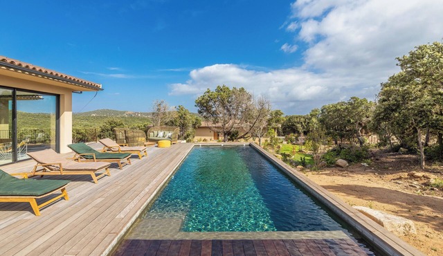 Villa Paola, luxury villa near the beach and in the heart of the maquis!