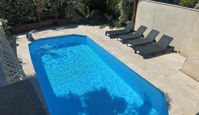 Villa Paradis - Cannes - Swimming pool, flower garden, jacuzzi