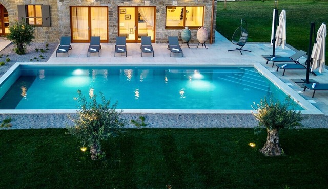 Villa PARADISE OF ISTRIA with 61m2 heated pool