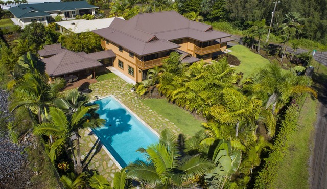 Villa Paraiso - Huge Pool with Hot Tub, for up to 12 people