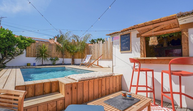 Villa Parisse - Five Bedroom House, Sleeps 9
