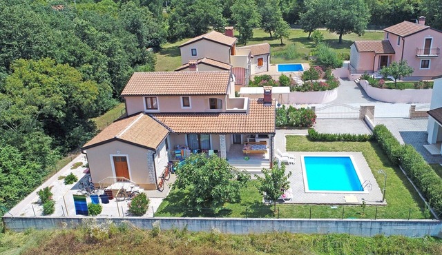 Villa Paris III with Private Pool