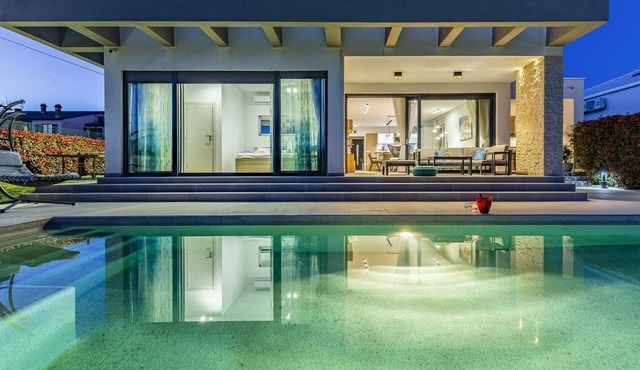 Villa Patras - Pool with Hydromassage - istriensonne 0673