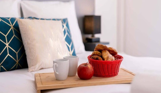 Villa Paulina, village heart, near the beaches