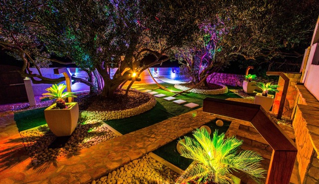 Villa Pearl of the Adriatic - discover some undiscoverd(10 meters from sea)