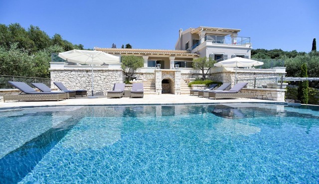 Villa Pearl - Six Bedroom Villa, Sleeps 12