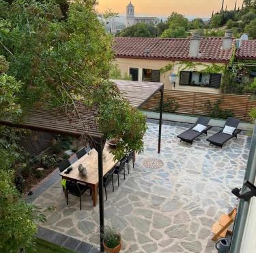 Villa Peralta Girona City w above ground Pool