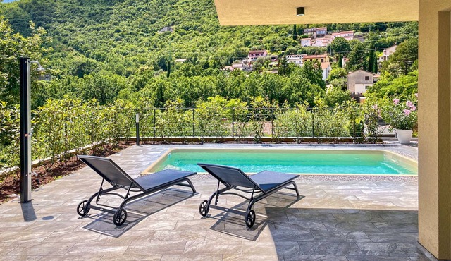 Villa Perla di Draga by Interhome