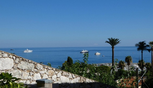 Villa Petit Paradis, sea view, pool and spa in Beaulieu, between Nice and Monaco