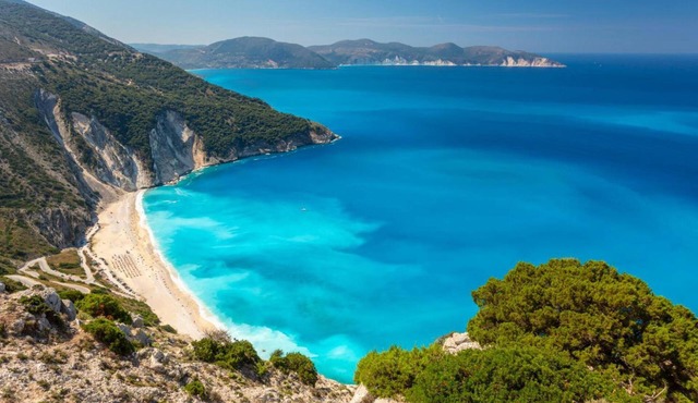 Villa Petra in Afrato