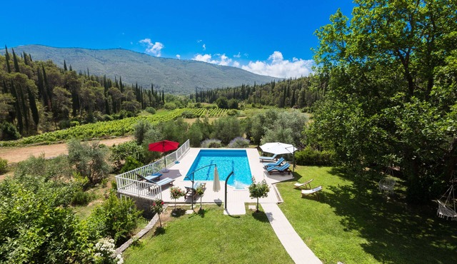 Villa Petra with pool