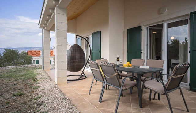 Villa Pharia with Pool X
