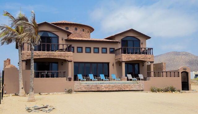 Villa Piazzas Elegant Beachfront Home