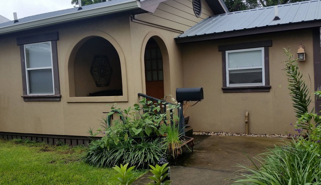 Villa Piccolo,1BR, 1BA, smoke/vape free, pet/animal free, adult only, sleeps 2