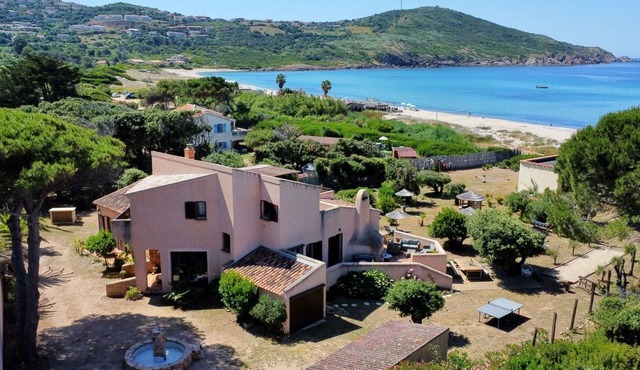 Villa Pieds Dans L'eau, Corse du Sud, Cargèse