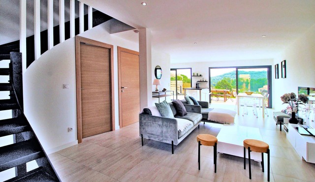 Villa Pietra Avec Piscine Privée à 300 Mètres de la Plage