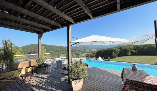 Villa pin Centenaire vue Panoramique sur Pyrénées Avec Piscine à Débordement
