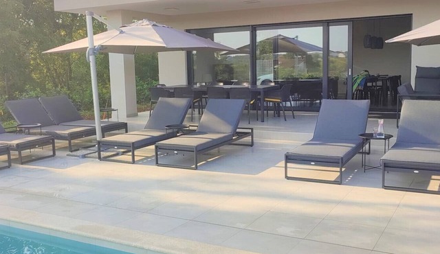 VILLA PINA* Welcome to our wonderful 5 star villa