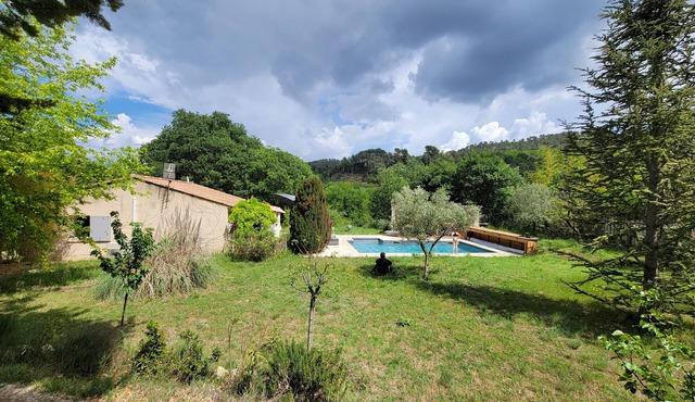 Villa 'Piscine Climatisée' with Mountain View, Wi-Fi and Air Conditioning