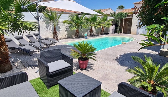 Villa piscine de la garrigue