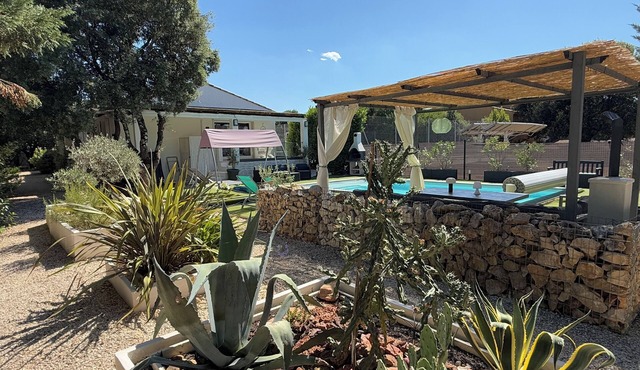 Villa Piscine & Terrain Tennis