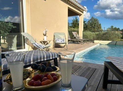 Villa piscine & pétanque