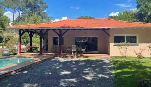 Villa-piscine-sauna 300m from the Bassin d'Arcachon and near Andernos