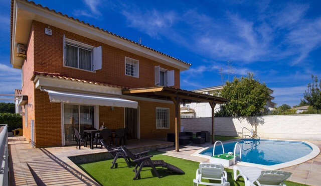 Villa PLUMA Only Families