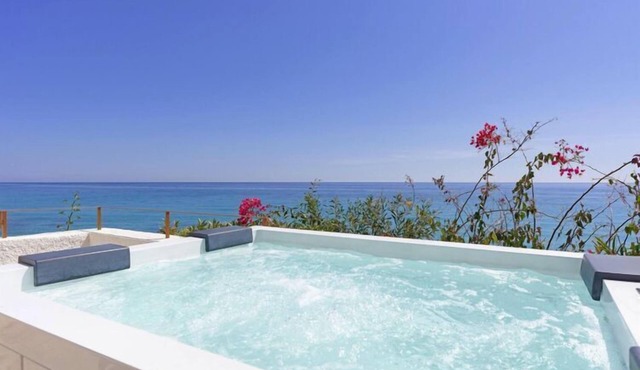 Villa Poniente, Villajoyosa