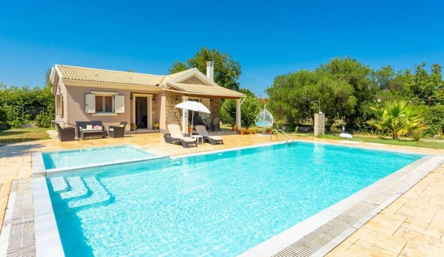 Villa Popi - Two Bedroom Villa, Sleeps 5