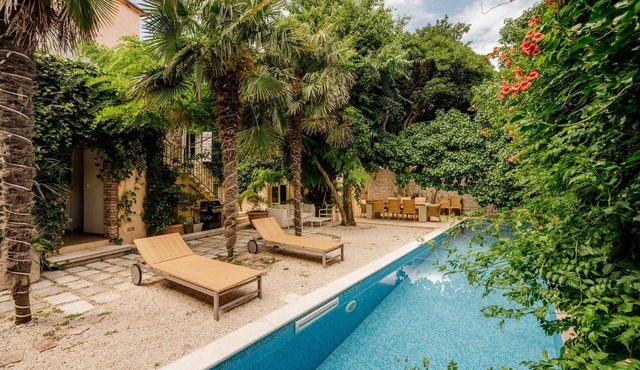 Villa Potoka Palace | 4 Bedroom Villa | Central and Private Setting