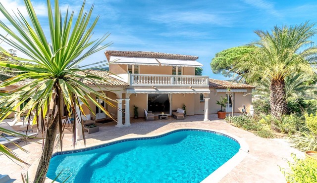 Villa Pour 10 Personnes Proche de la mer à Sainte-maxime