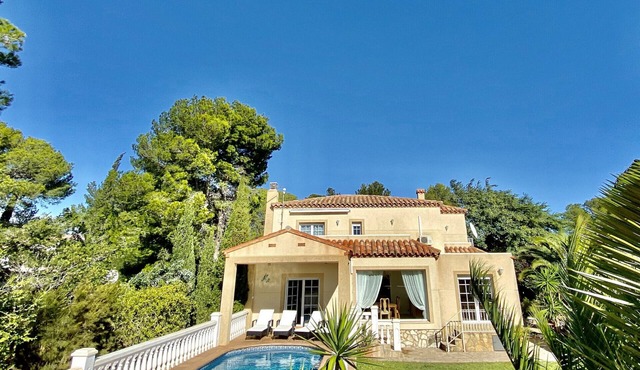 Villa Preciosa, luxury villa, 300m from popular restaurant
