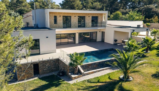 Villa Prestige YourHostHelper