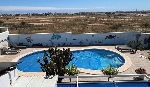 Villa private swimming pool 11x6m view of salt lake and outside kitchen