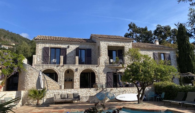 Villa Proche de la Plage de Pramousquier