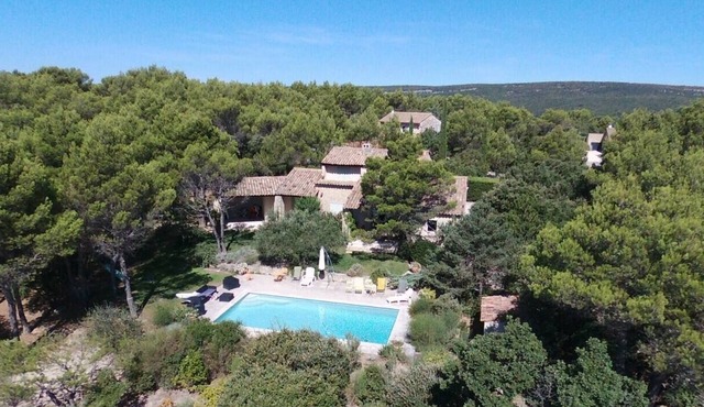 Villa Provençale au Cœur du Lubéron