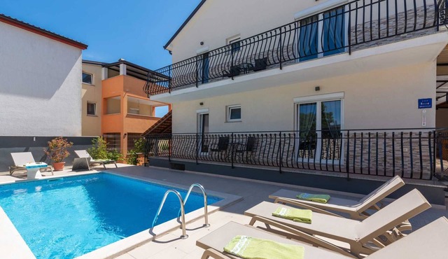 Villa Pudarica for 12 people