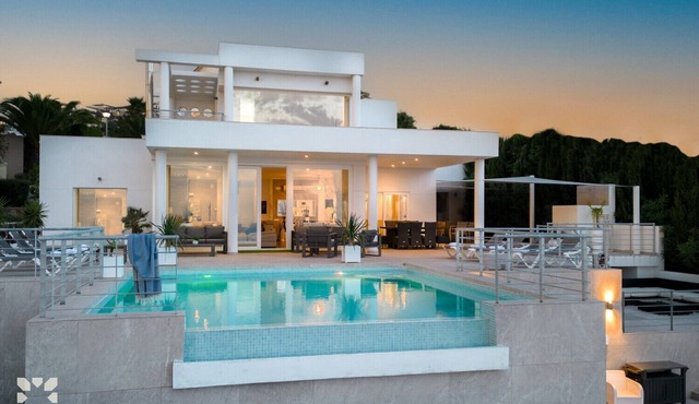 Villa PUNTA VISTA by Abahana Villas