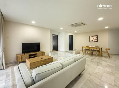 Villa Putra Condo PWTC by Airhost