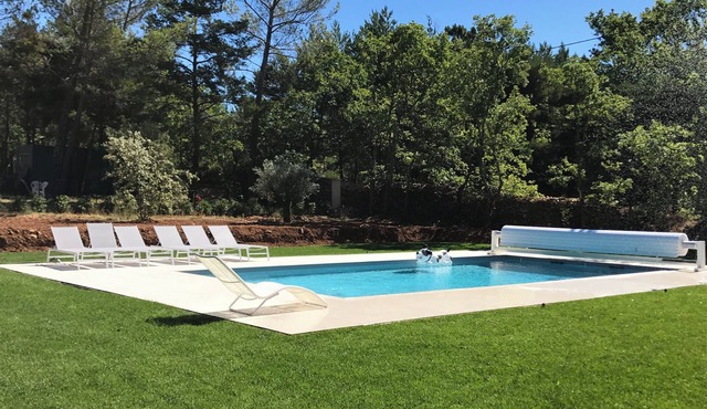 Villa Régusse, family property