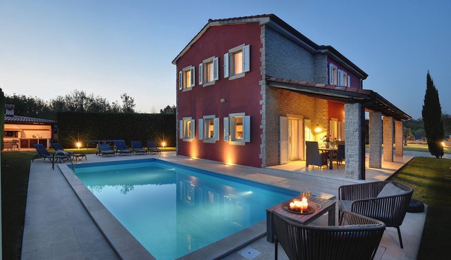 Villa Rahela with heated pool (Istria - Svetvinčenat)