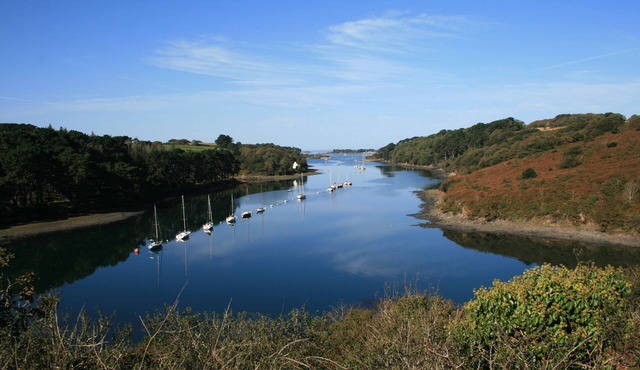 VILLA RARE, classified 4 stars with exceptional sea view at 170m, swimming pool, spa, bikes