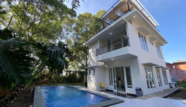 Villa Rasya