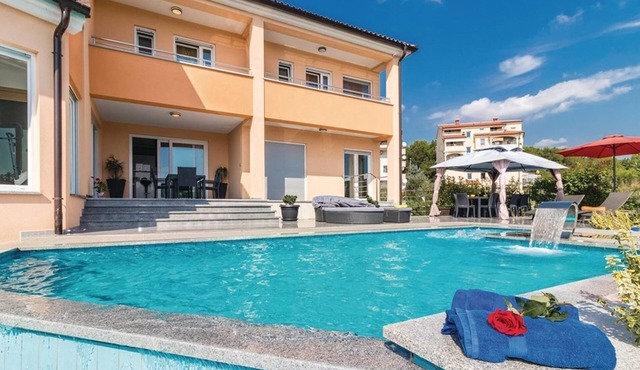 Villa Relax - Pool, Sauna, Gym, Jacuzzi, Games