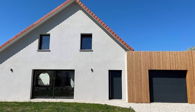 Villa renovated in 2026 for families or groups of friends 1.5 km from the sea
