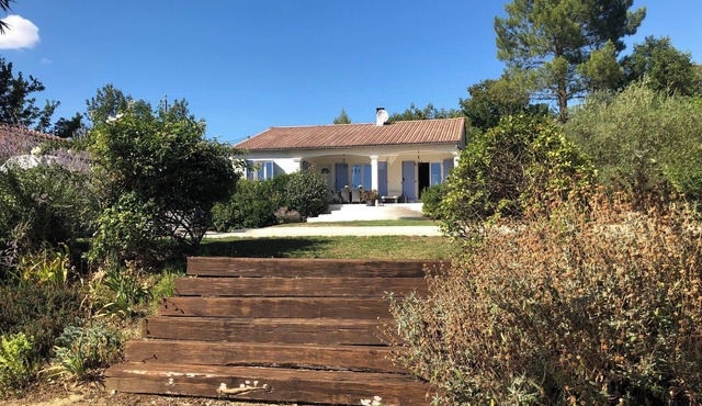Villa rental in Vagnas (Ardèche Méridionale) with swimming pool - 8 people
