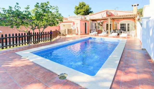 VILLA REQUESENS 139 B Empuriabrava